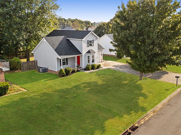 5th image of 3211 S Senseney Cir