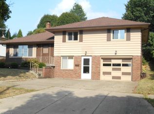 273 Eastholm Ave, Akron, OH 44312