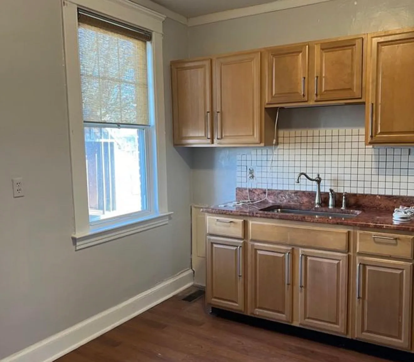 2 bed, 960 sqft, $1,870 — Photo 2