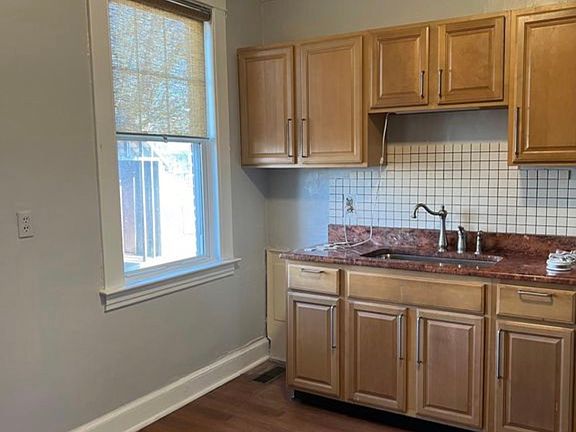 2nd image of 299 Park St Unit 1