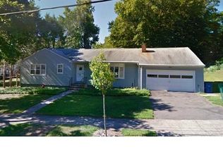 207 Whittier Rd, New Haven, CT 06515