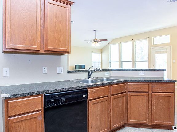 4th image of 19431 Big Valley Dr