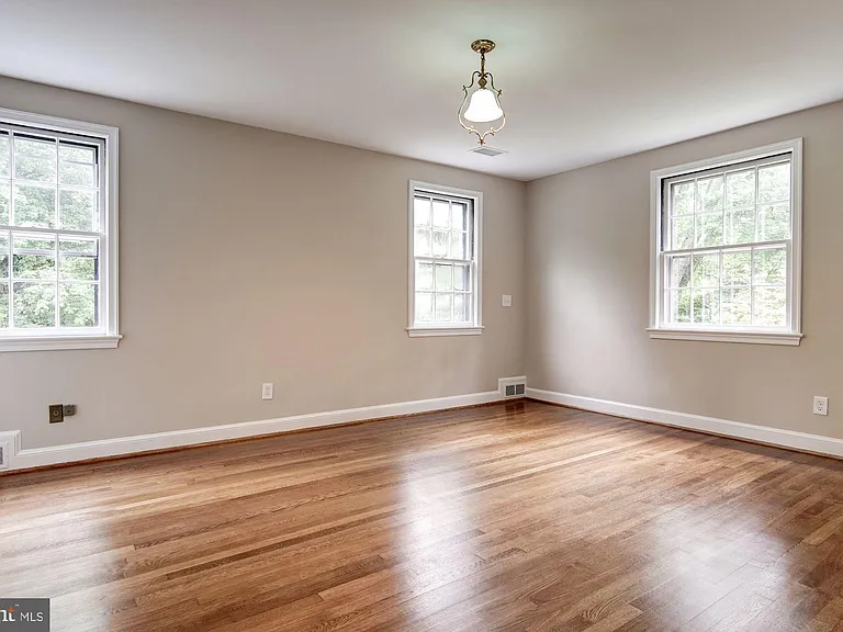5013 Brookdale Rd — Photo 26