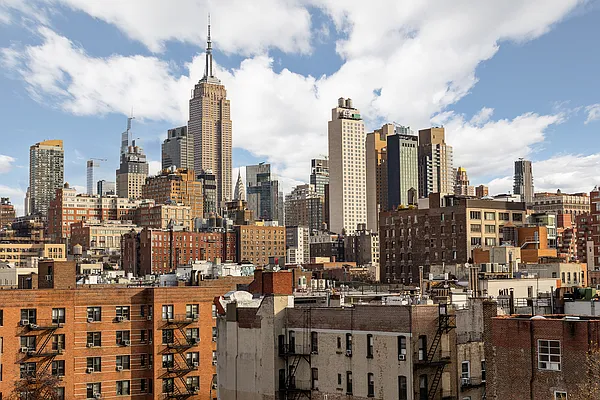 Sold by Compass | media 4