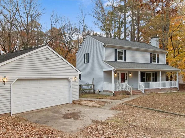 6154 Wildflower Ln, Hayes, VA 23072