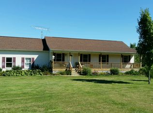 2656 Millville Rd, Lapeer, MI 48446