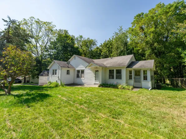 325 N Kendall Ave, Kalamazoo, MI 49006