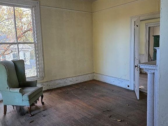 17th image of this home