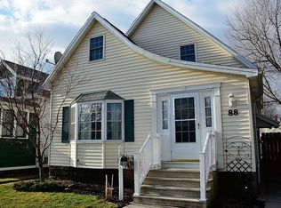88 Tamarack St, Buffalo, NY 14220