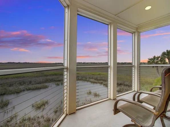 97 W Mariners Cay Dr, Charleston, SC 29412