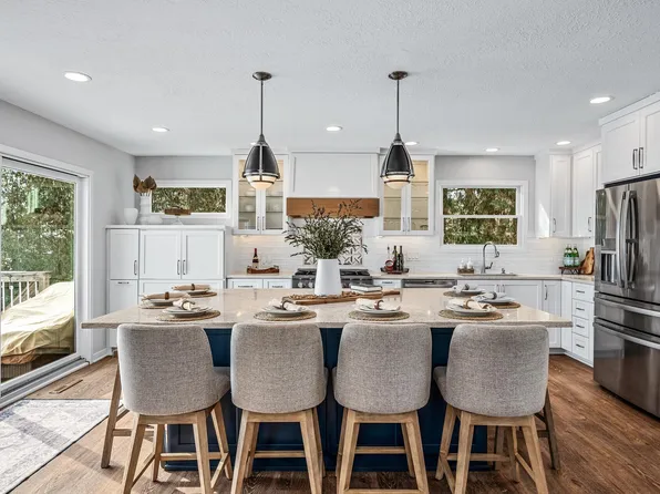 4825 Minneapolis Ave, Mound, MN 55364