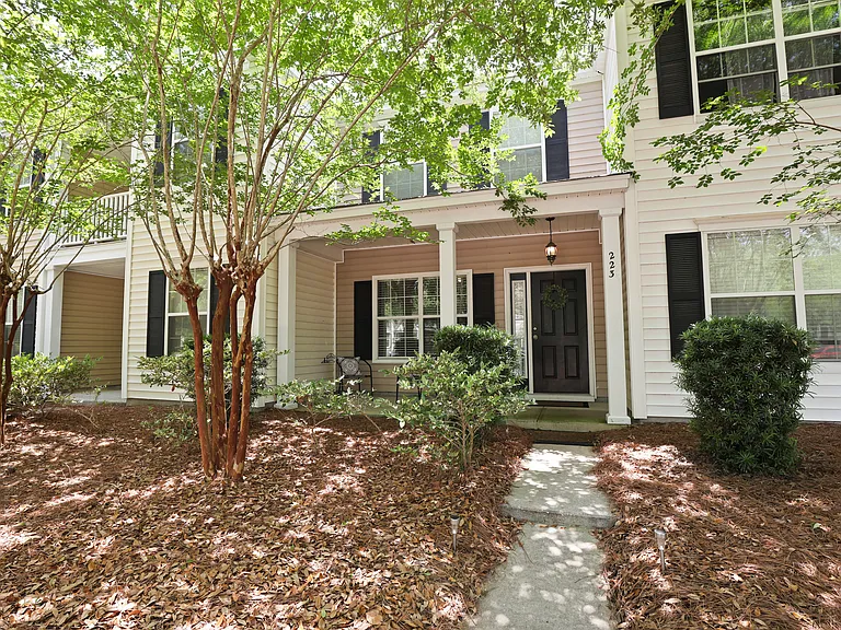 223 Station Mill Blvd — Photo 3