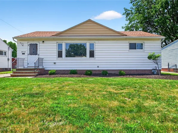 30112 Barjode Rd, Willowick, OH 44095