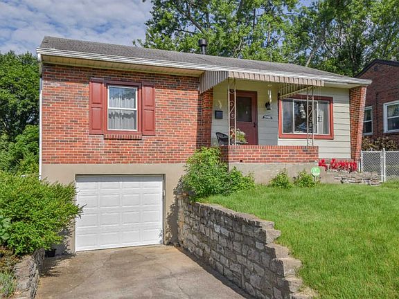 2nd image of 8657 Wicklow Ave