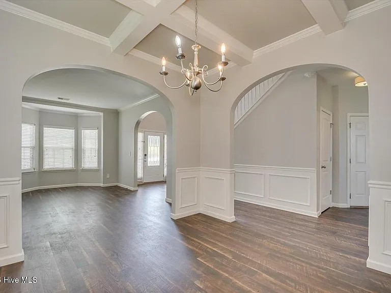 2609 Leland Dr — Photo 7