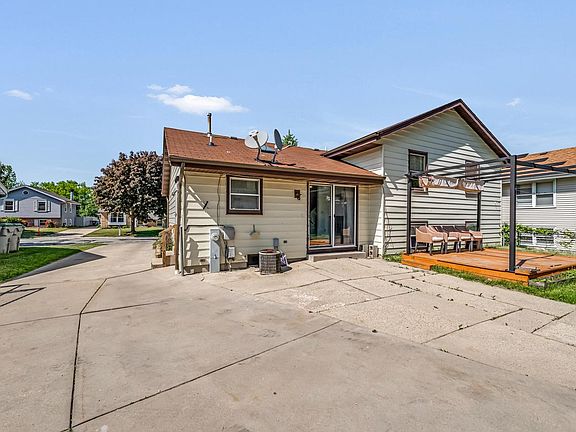 5th image of 9611 W Darnel AVENUE