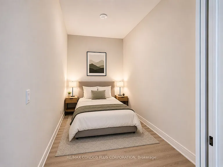181 Dundas St E #2215 — Photo 18