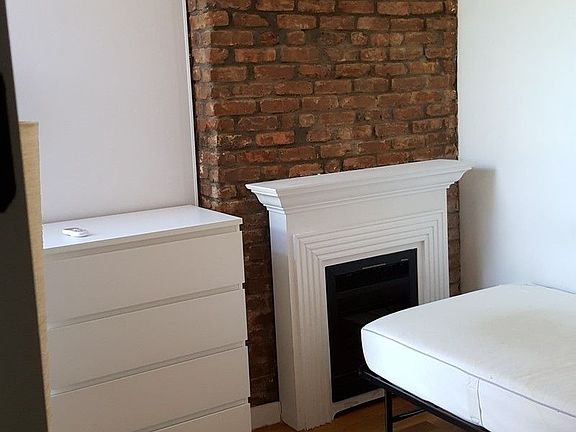 5th image of 1341 Hancock St #30