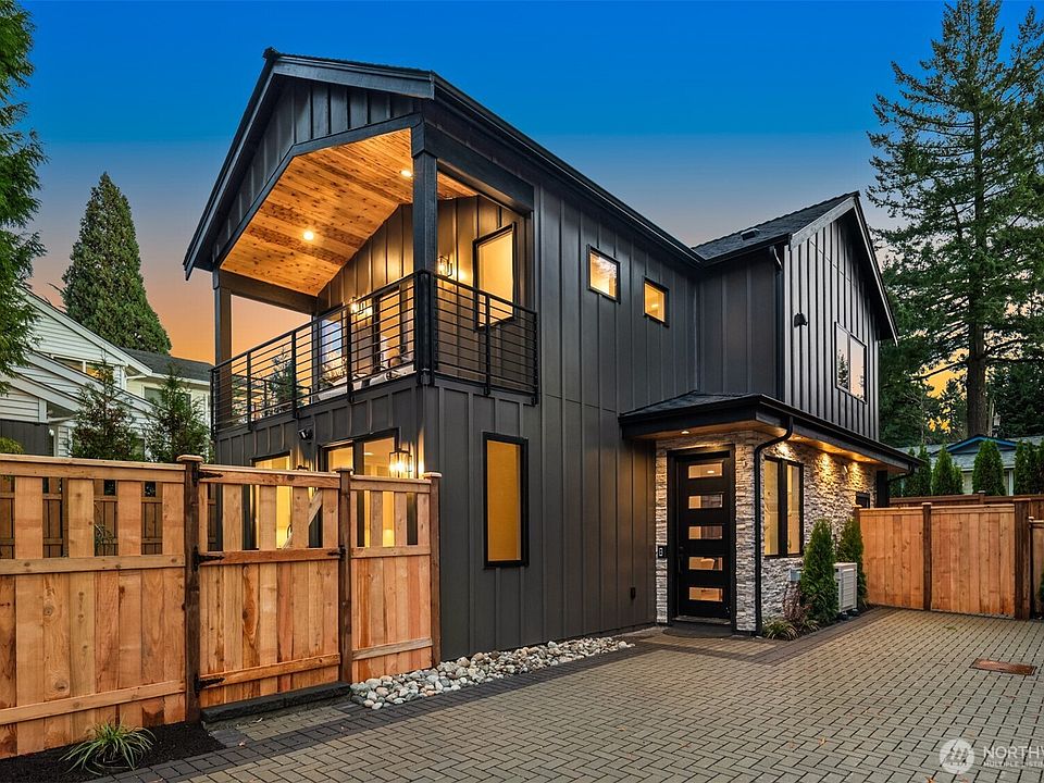 1st image of 10809 NE 60th Street