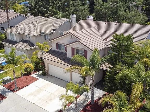 2nd image of 1074 Mountain Grove Ln