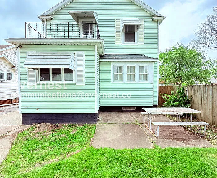 4315 Garden Park Dr — Photo 2