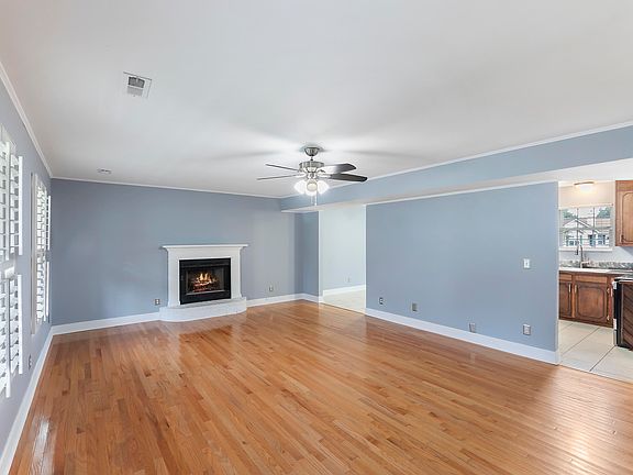 5th image of 6640 Bent Creek Dr