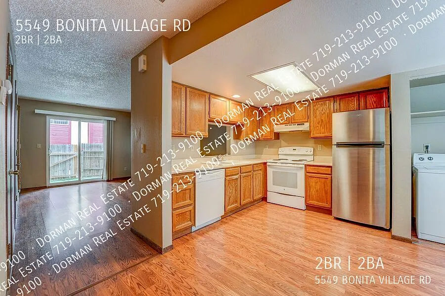 Move-In Special - $500 Off First Month's Rent - 2 Story Condo Near Powers — Photo 3