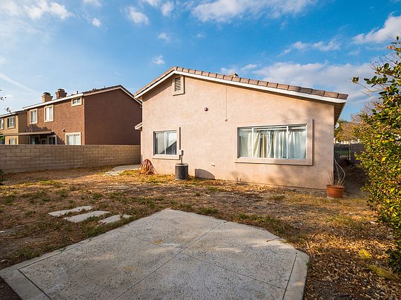 4th image of 15431 Rockwell Ave