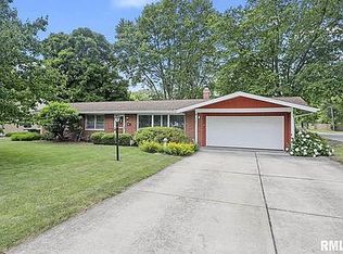 3401 S 1st St, Southern View, IL 62703