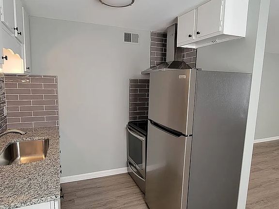2nd image of 315 Taylor St
