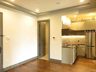 Rented by Rennit Inc.