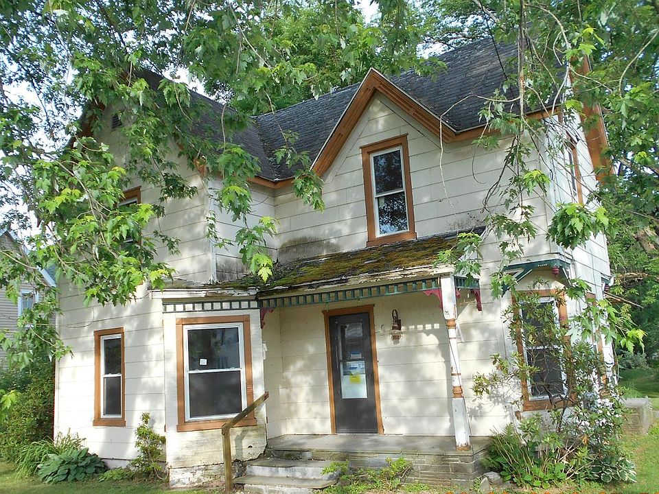 1st image of 22 William St