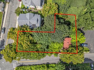 13 5th St, Waterbury, CT 06708