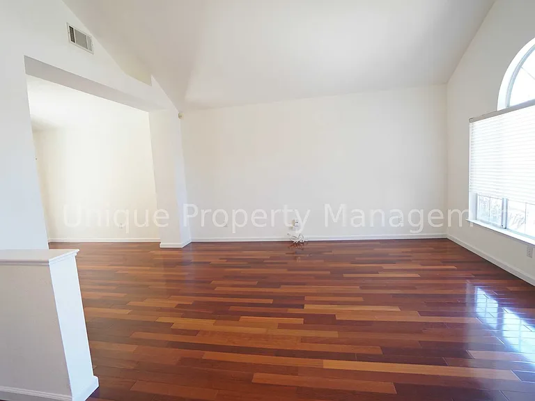 1536 Terry Lynn Ln — Photo 4