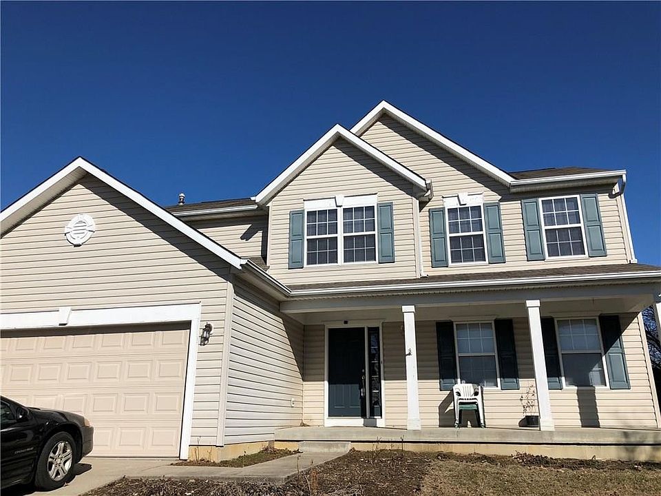 Beautiful two-story in conveniently located Governors Pointe Subdivision!  Love the covered front porch! Also, with the home on a slight hill, the water drainage would be away from the home, which is always a good thing!