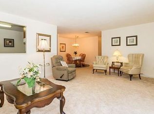12 Mount Vernon St APT 16, Melrose, MA 02176