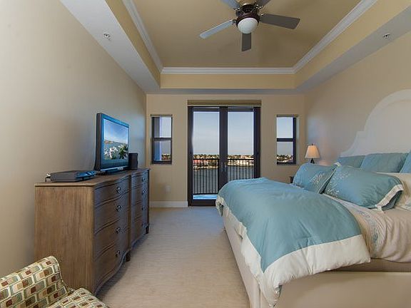 5th image of 740 Collier Blvd #404