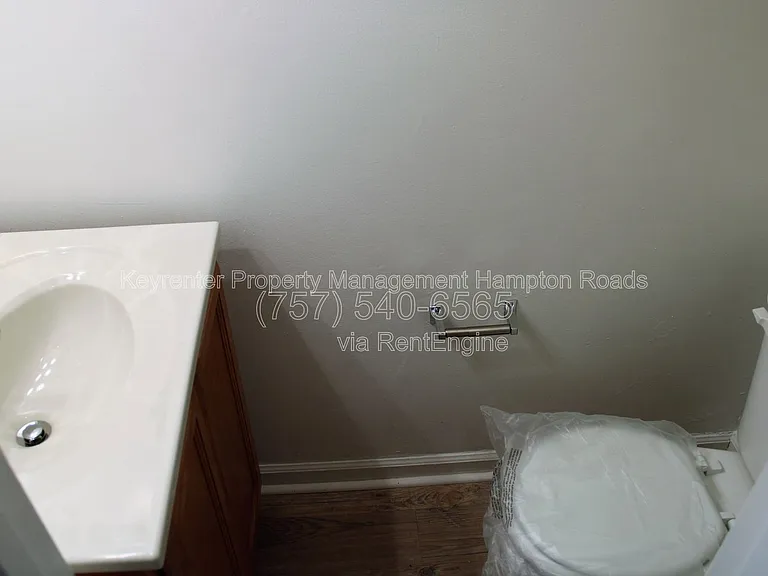 1 Peachtree Ct — Photo 21