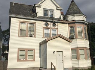 179 6th Ave, Troy, NY 12180