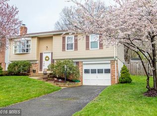 5582 Reardon Ln, Woodbridge, VA 22193