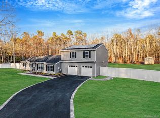 17 Fairway Drive, Manorville, NY 11949