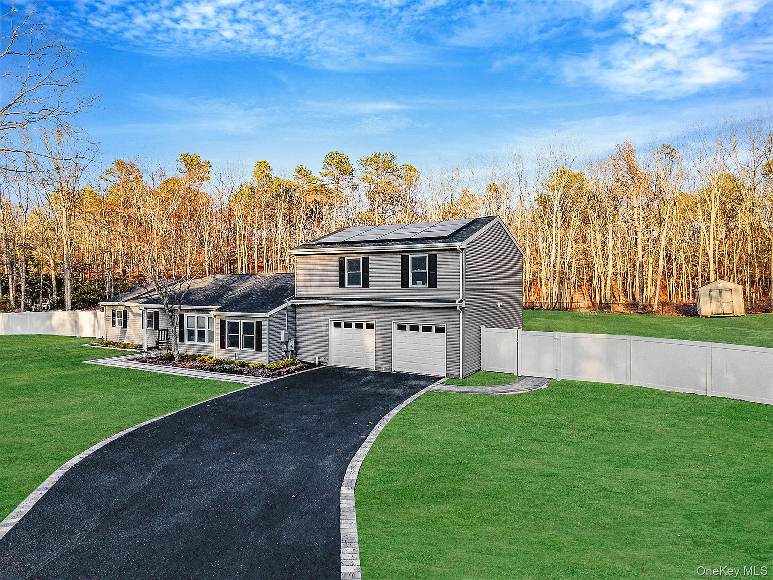 17 Fairway Drive photo 1