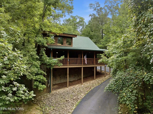 2738 Murray Ridge Rd, Sevierville, TN 37876