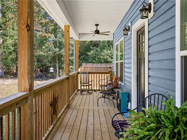 196 8th Ave, New London, NC 28127