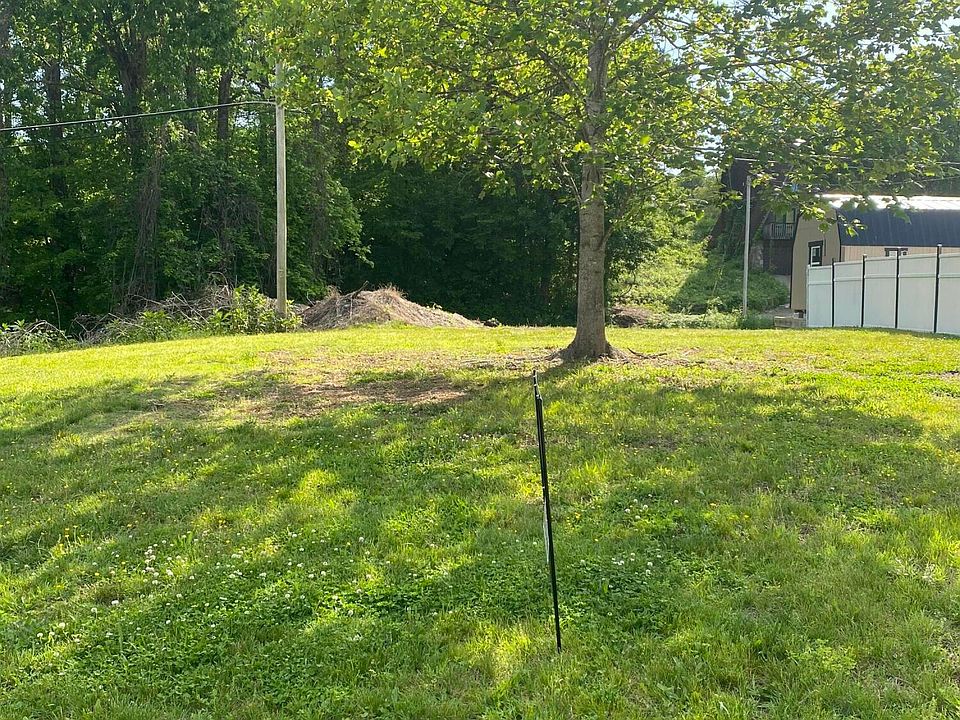 2nd image of Hannah Dr