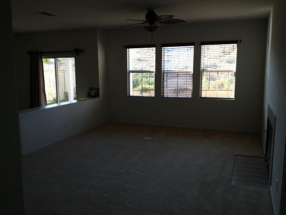 5th image of 794 Avenida Abeja