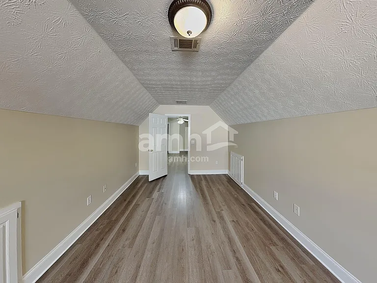 887 Kendall Park Dr — Photo 17