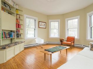 120 Franklin St #2, Brookline, MA 02445