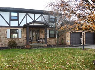 2144 Hillocke St, Louisville, OH