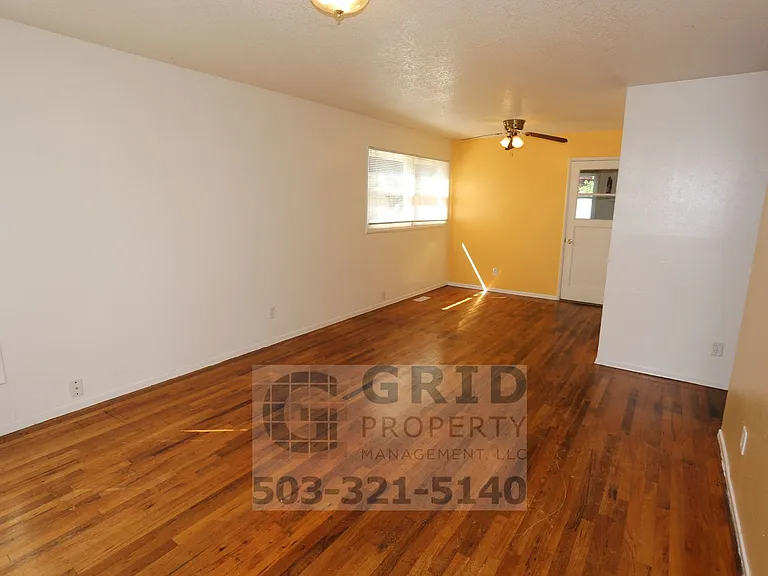 4639 SE 75th Ave — Photo 5